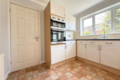 5 Borrowdale Close, Brierley Hill, DY5 3RW