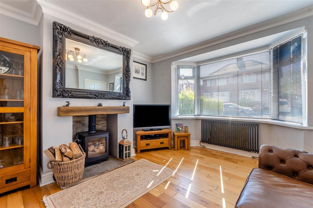 8641736-interior10.jpg