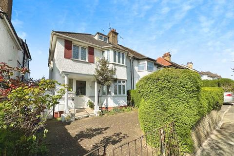 4 bedroom semi-detached house for sale, Millway, London