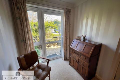 1 bedroom apartment for sale, Holland Court, Poynton