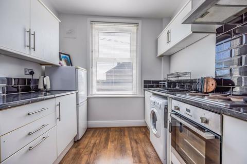 1 bedroom apartment for sale, Kirby Road, North End