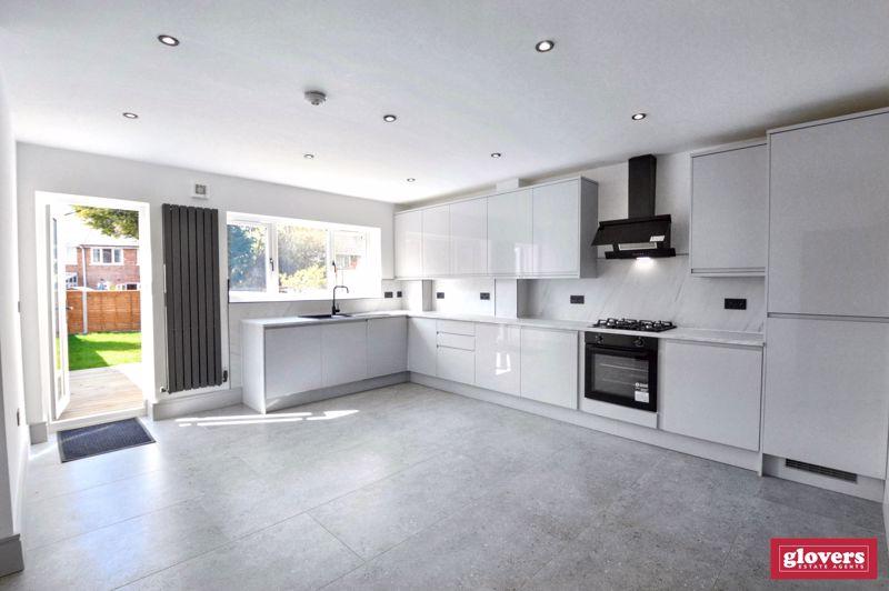 Dining kitchen