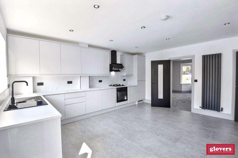 Dining kitchen