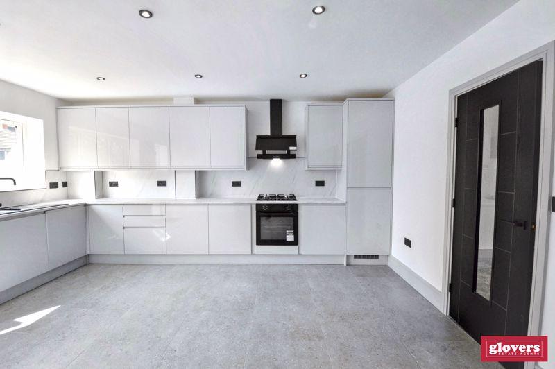 Dining kitchen