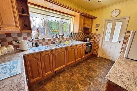 1 Broomhill Close, Birmingham, B43 5BT