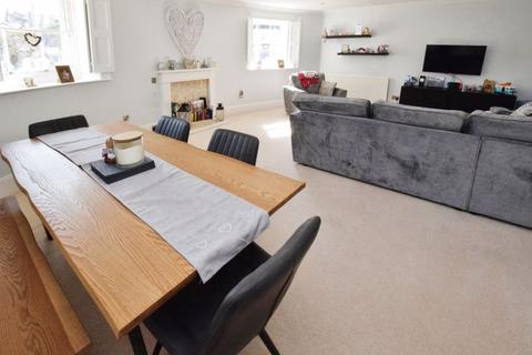 2 bedroom apartment for sale, Kenn, Exeter