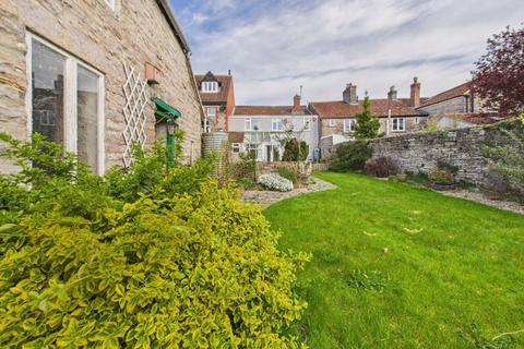 undefined, The Triangle, Somerton