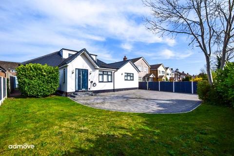 4 bedroom detached house for sale, Rushgreen Road, Lymm, WA13 9QN