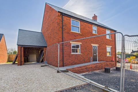 Badger Close, Langport