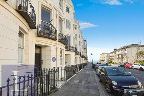 Lansdowne Place, BN3