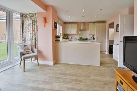 4 bedroom detached house for sale, Coronel Close, Upper Stratton, Swindon
