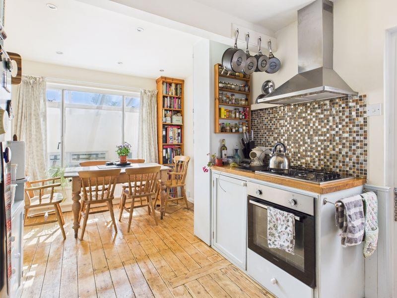 Kitchen diner