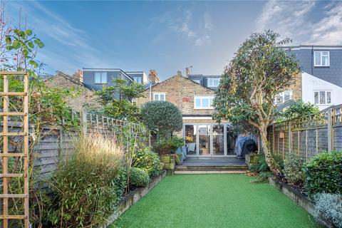 48 Vanderbilt Road, London, SW18 3BQ