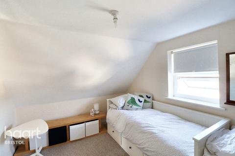8 Napier Square, Bristol, BS11 9AJ