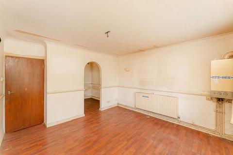 Studio for sale, Dunraven Drive, Enfield