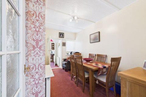3 bedroom house for sale, Meadowside Road, Falmouth - Terraced family home