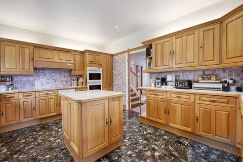undefined, Carroll Hill, Loughton IG10