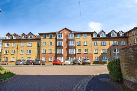 2 bedroom retirement property for sale, Chalkwell Road, Sittingbourne ME10