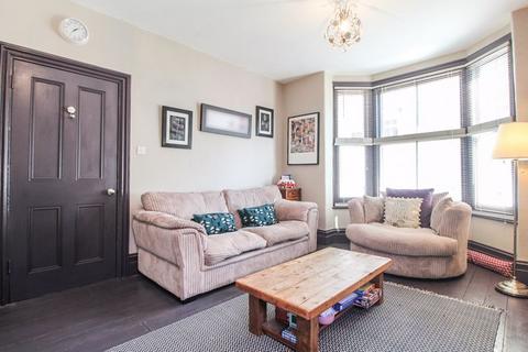 4 bedroom semi-detached house for sale, Adelaide Square, Bedford MK40