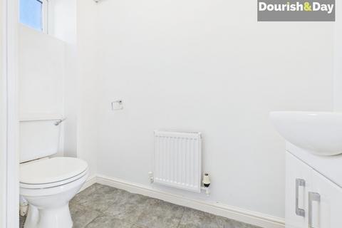 17 Heron Drive, Penkridge, Stafford, ST19 5UD