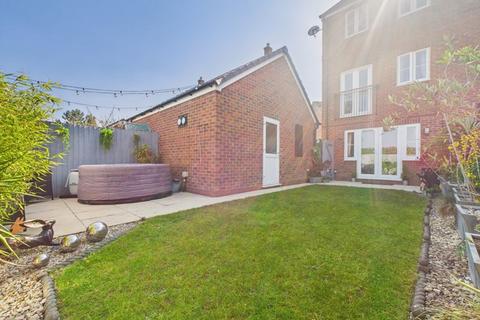 51 Dukes View, Donnington, Telford, TF2 8DW