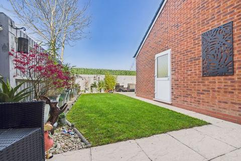 51 Dukes View, Donnington, Telford, TF2 8DW
