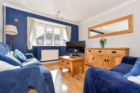 3 bedroom chalet for sale, Bradstow Way, Broadstairs, Kent