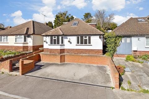 3 bedroom chalet for sale, Bradstow Way, Broadstairs, Kent