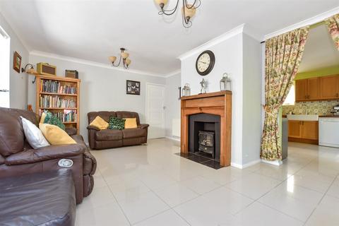 3 bedroom chalet for sale, Bradstow Way, Broadstairs, Kent