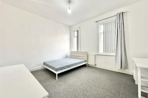 16 Mackenzie Road, Salford, M7 3TH