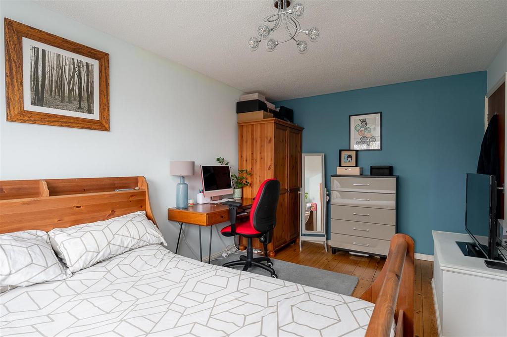 22 Belvoir ave-12.jpg