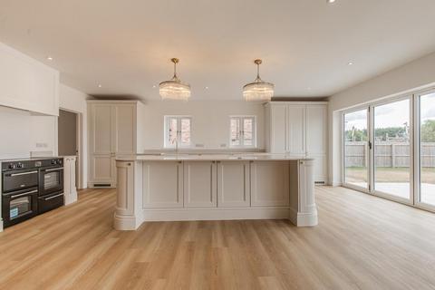 5 bedroom detached house for sale, Kirkgate, Tydd St Giles, Wisbech, Cambridgeshire, PE13 5NE