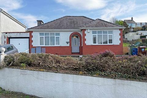 2 bedroom link detached house for sale, Bangor Road, Caernarfon, Gwynedd, LL55
