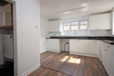 2 bedroom link detached house for sale, Bangor Road, Caernarfon, Gwynedd, LL55