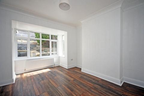 2 bedroom link detached house for sale, Bangor Road, Caernarfon, Gwynedd, LL55