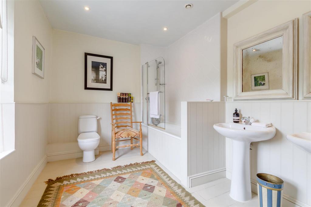 8473233-interior10.jpg