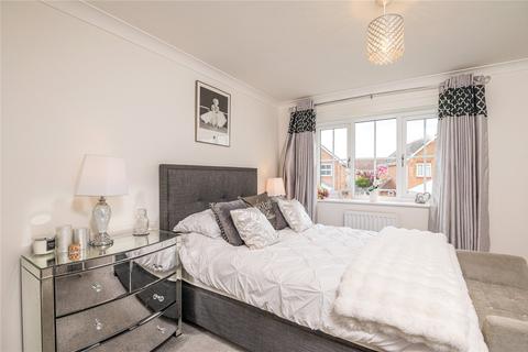 21 Milton Hall Close, Great Wakering, Southend-on-sea, SS3 0GN