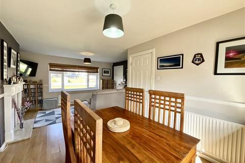 3 bedroom semi-detached house for sale, Norwood Crescent, Kiveton Park, Sheffield, S26 5PL