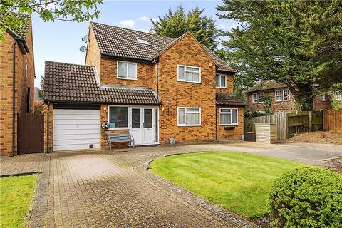 5 bedroom detached house for sale, Kirby Close, Northwood, Middlesex