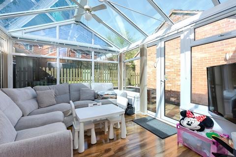 27 Warwick Road, Sutton Coldfield, B73 6SU