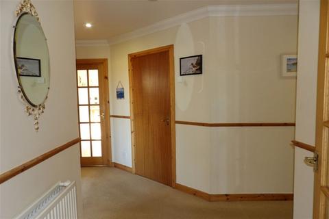 4 bedroom detached bungalow for sale, Glenbarr, by Tarbert