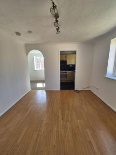 1 bedroom flat to rent, Cherry Blossom Close, London