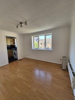 1 bedroom flat to rent, Cherry Blossom Close, London