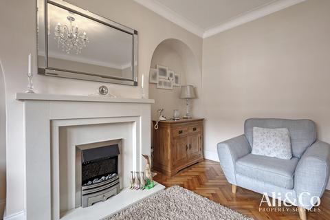 86 Como Street, Romford, RM7 7DT