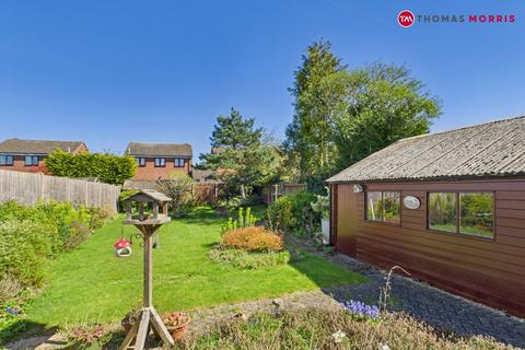 4 bedroom bungalow for sale, Stoneland Avenue, Bedfordshire SG18