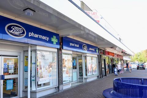 Convenience store to rent, M The Lanes, Sutton Coldfield B73