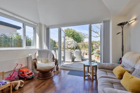10 Audley Road, Folkestone, CT20 3QA