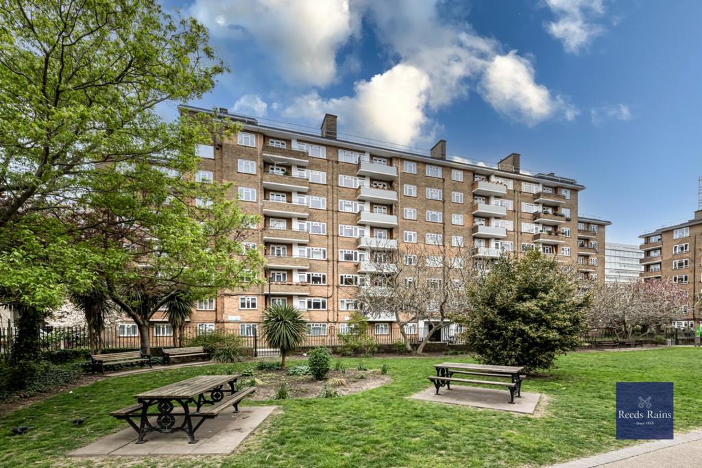 Nelson Square View
