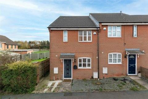 3 bedroom end of terrace house for sale, Shire Road, Leeds LS27