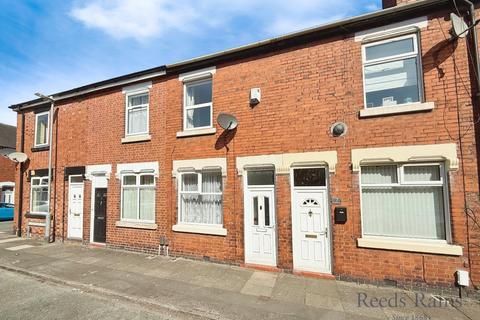 2 bedroom terraced house to rent, Windsmoor Street, Staffordshire ST4